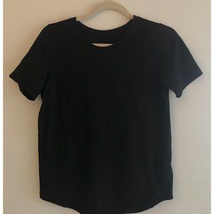 Short Sleeve Running and Training Tshirt - Lululemon Size 4